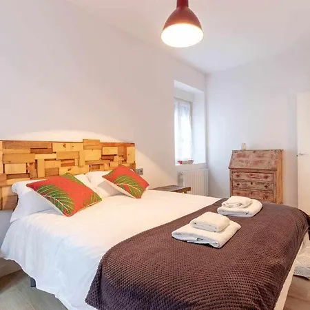 Kuia En Gran Bilbao Con Terraza Y Vistas A Un Parque * Basauri